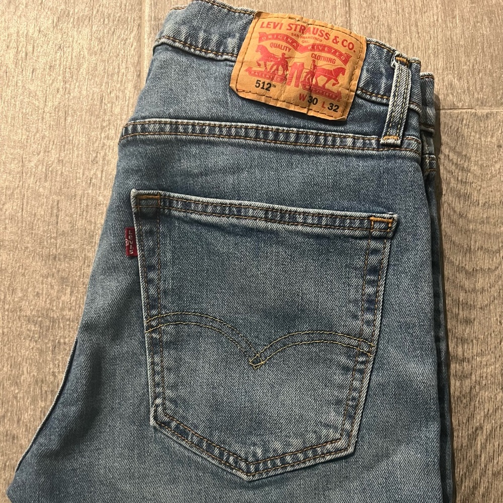 MENS 512 LEVIS